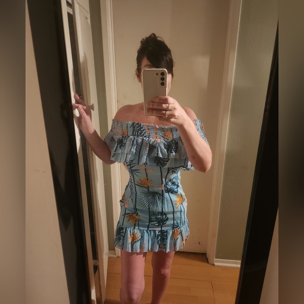 Guess XS dress
